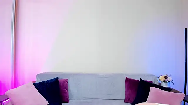 MelodyHudson online show from 09.11.25