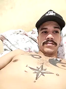 gatobranco001 online show from 03.15.25