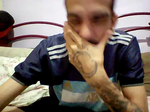 gatobranco001 online show from 03.22.25