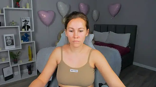 Snapshot of MichelleOrtis chatting on 02.22.26 MichelleOrtis online show from 02.22.26