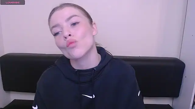 MissOliviaa  online show from 03.07.25