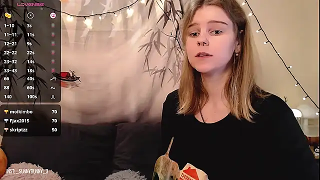 Moona xx online show from 12.27.24