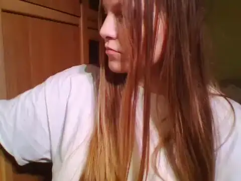 Evasapples online show from 12.22.24