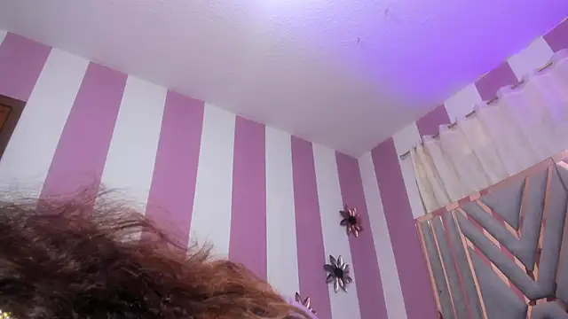 Snapshot of maria_paulac chatting on 02.16.25 maria paulac online show from 02.16.25