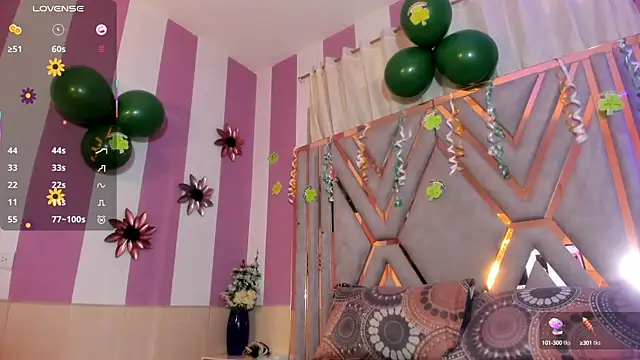 Snapshot of maria_paulac chatting on 03.15.25 maria paulac online show from 03.15.25