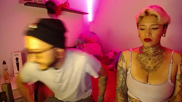 Snapshot of tatouagendecouple chatting on 02.28.25 tatouagendecouple online show from 02.28.25