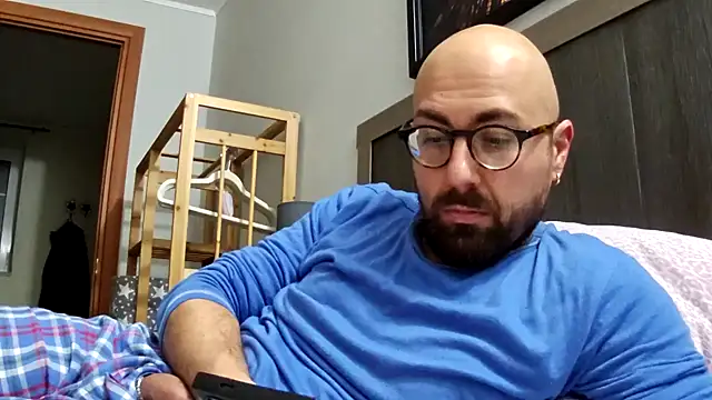 Snapshot of darione_90 chatting on 01.15.25 darione 90 online show from 01.15.25