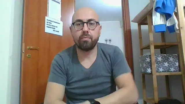 Snapshot of darione_90 chatting on 01.21.25 darione 90 online show from 01.21.25