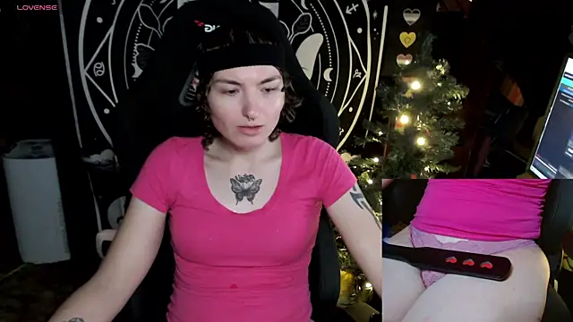 BrandiWRLD 999 online show from 12.21.24