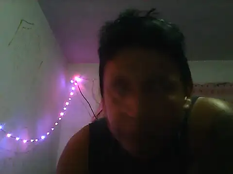 Snapshot of penesillo79 chatting on 11.15.25 penesillo79 online show from 11.15.25