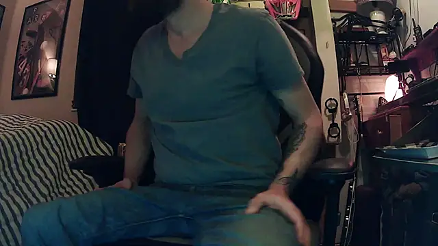 slutty guy12 online show from 02.16.25