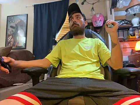 slutty guy12 online show from 03.21.25