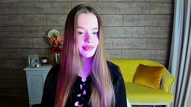 MilanaBalmain online show from 02.17.25