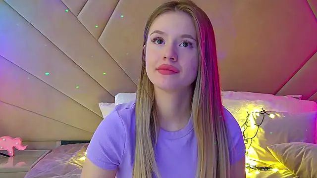 MilanaBalmain online show from 03.08.25