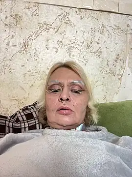 Snapshot of Gardener_of_Illusions chatting on 12.05.25 Gardener of Illusions online show from 12.05.25