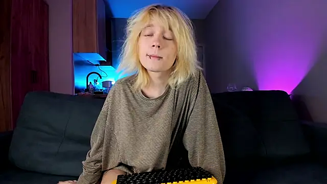 Snapshot of Gregory_Byyrd chatting on 12.07.24 Gregory Byyrd online show from 12.07.24