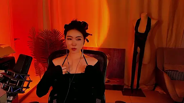 siji kiki online show from 03.18.26