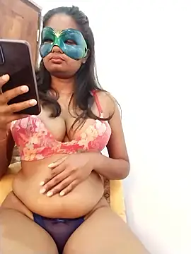 Snapshot of Zaraangle chatting on 01.17.26 Zaraangle online show from 01.17.26