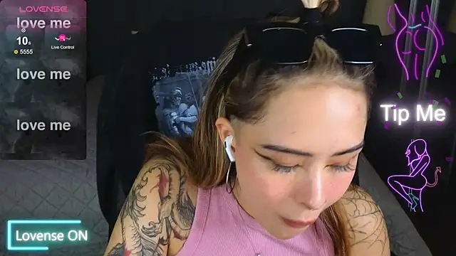 baby  kim online show from 10.09.25