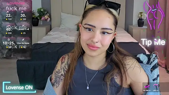 baby  kim online show from 10.11.25