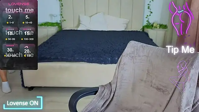 baby  kim online show from 10.30.25