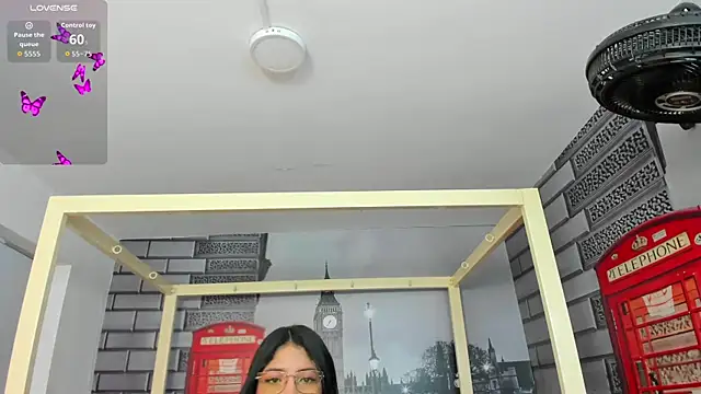 Snapshot of estrella_bigboobs14 chatting on 07.21.26 estrella bigboobs14 online show from 07.21.26