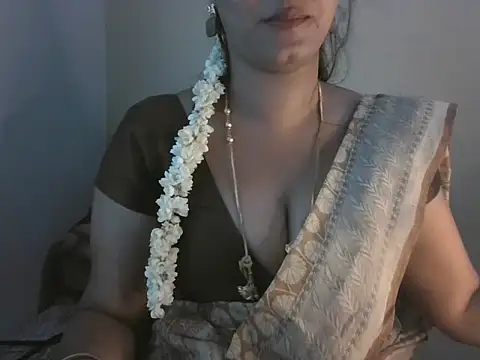 Sexy-Shalinii online show from 11.17.25