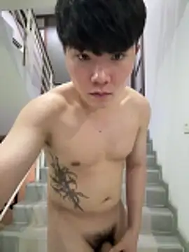 Snapshot of thehornyboyz chatting on 05.21.26 thehornyboyz online show from 05.21.26
