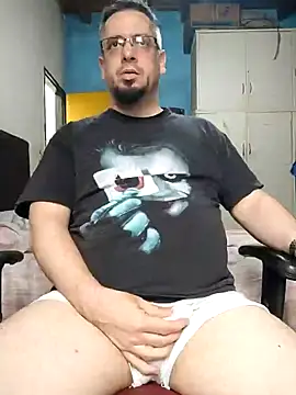 Snapshot of MrBig_2024 chatting on 12.24.24 MrBig 2024 online show from 12.24.24