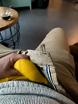 cricrimsBarcelona online show from 12.12.24