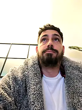 cricrimsBarcelona online show from 02.19.25