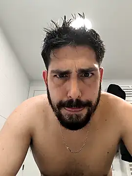 cricrimsBarcelona online show from 03.07.25