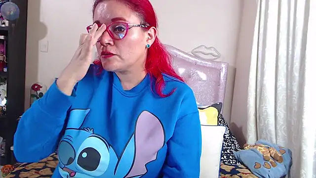 Snapshot of VickyColleman chatting on 03.20.25 VickyColleman online show from 03.20.25