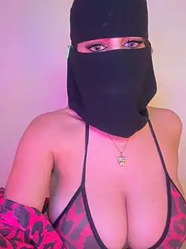 Snapshot of shanelle0 chatting on 12.24.24 shanelle0 online show from 12.24.24