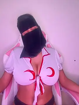 Snapshot of shanelle0 chatting on 02.16.25 shanelle0 online show from 02.16.25