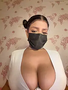 Snapshot of shanelle0 chatting on 10.28.25 shanelle0 online show from 10.28.25