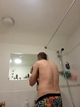 Snapshot of Polish41 chatting on 10.26.25 Polish41 online show from 10.26.25