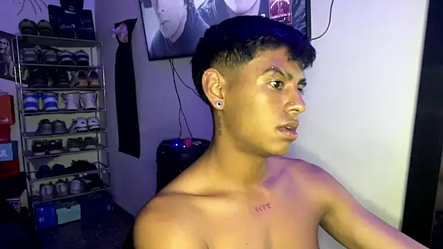 Snapshot of _Billowy_ chatting on 11.14.25 Billowy online show from 11.14.25