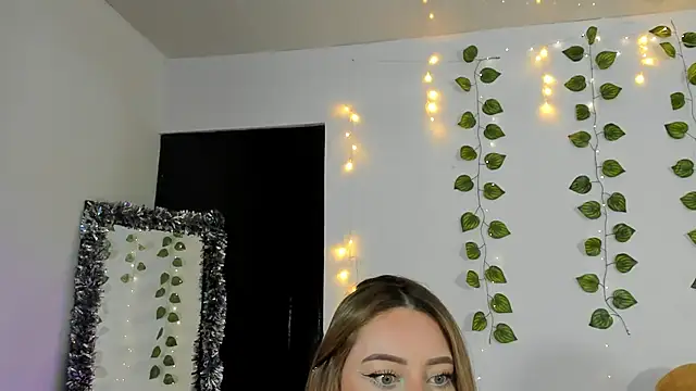 Snapshot of JanneKim chatting on 02.25.26 JanneKim online show from 02.25.26