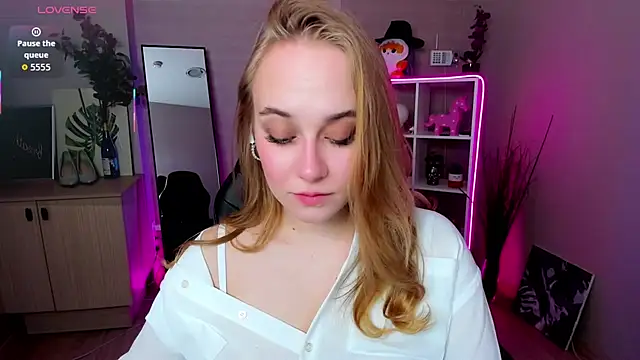 LianaBright online show from 03.19.26