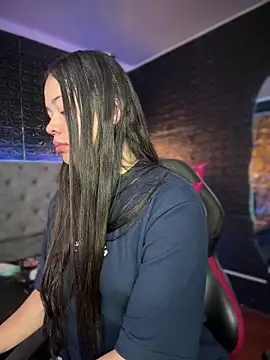 Snapshot of Paloma__LS chatting on 11.29.25 Paloma LS online show from 11.29.25