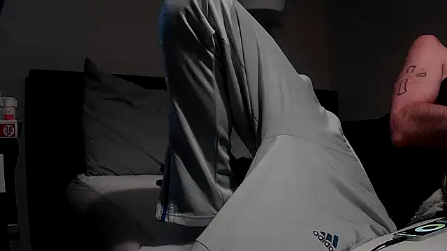 Snapshot of smokee_parT903 chatting on 10.23.25 smokee parT903 online show from 10.23.25