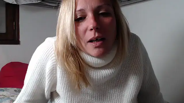 Snapshot of Doucelouve9 chatting on 01.06.26 Doucelouve9 online show from 01.06.26