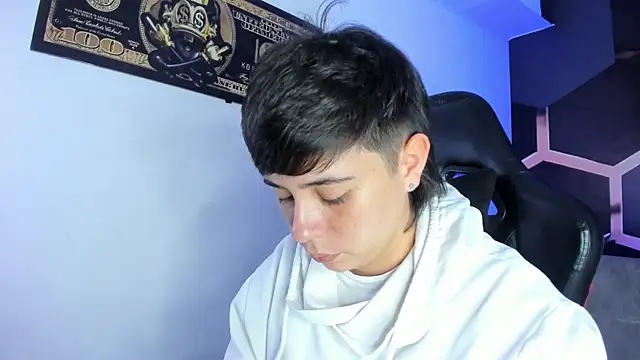 AbbySmiitth  online show from 09.16.25