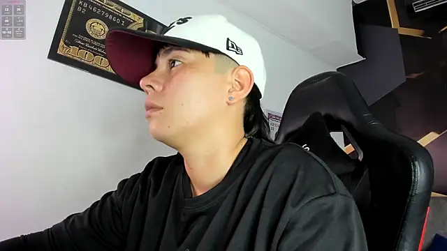 AbbySmiitth  online show from 10.28.25