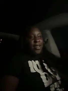 Snapshot of Insultedbalceni chatting on 02.25.26 Insultedbalceni online show from 02.25.26