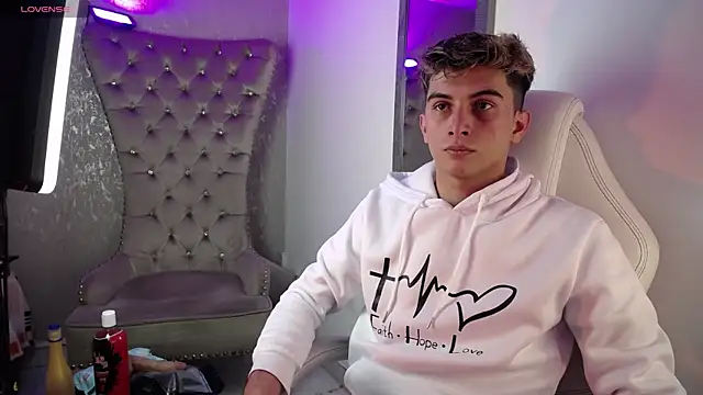 MrWilliseo online show from 09.12.25