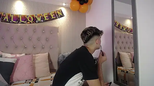 MrWilliseo online show from 10.15.25