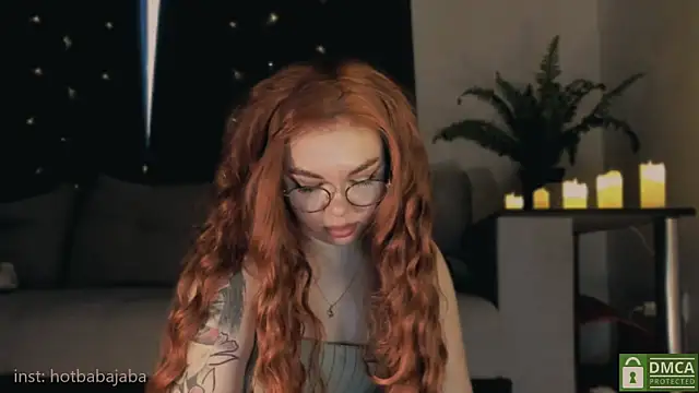 Snapshot of whoa-hoa-hoa-hoa-hoa chatting on 12.28.24 whoa-hoa-hoa-hoa-hoa online show from 12.28.24