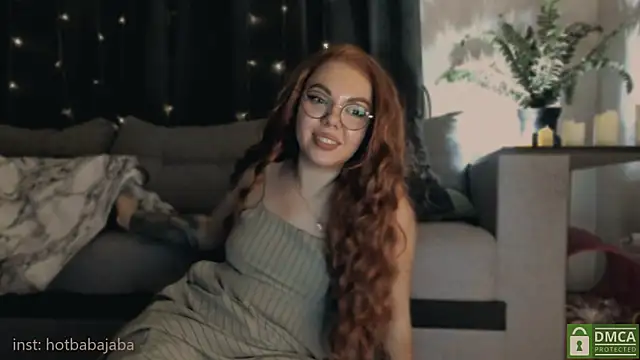 Snapshot of whoa-hoa-hoa-hoa-hoa chatting on 12.28.24 whoa-hoa-hoa-hoa-hoa online show from 12.28.24